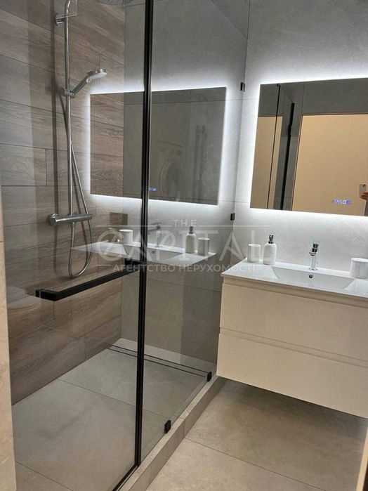 Продаж квартири, пров. Урожайний, Буча