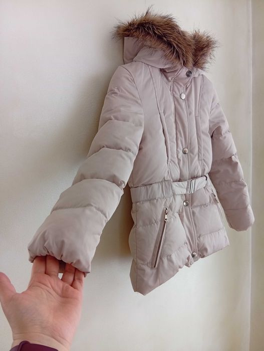 Beżowa pikowana dziewczęca kurtka zimowa 152