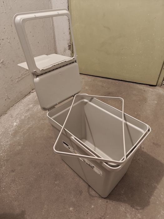 Kosz na śmieci ikea HALLBAR 22l