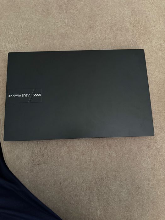 Portátil ASUS Vivobook 15.6" OLED