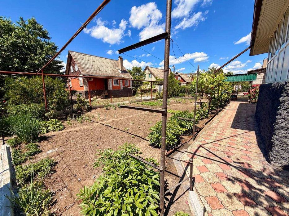 Продаж двоповерхового будинку в Довгинцівському районі