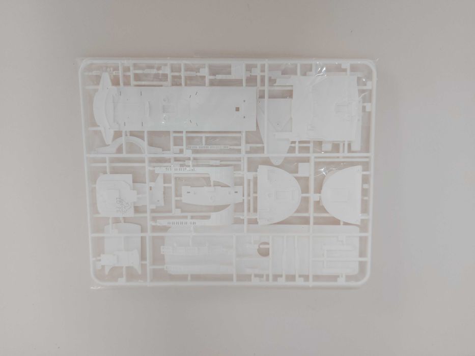 Model do sklejania Revell Statek Queen Mary 2 F