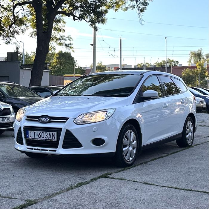 Ford Focus MK3 | 1.6 Benzyna 120KM | Manual | Niski przebieg | Zadbane | Klima | Grzane fotele | 2013