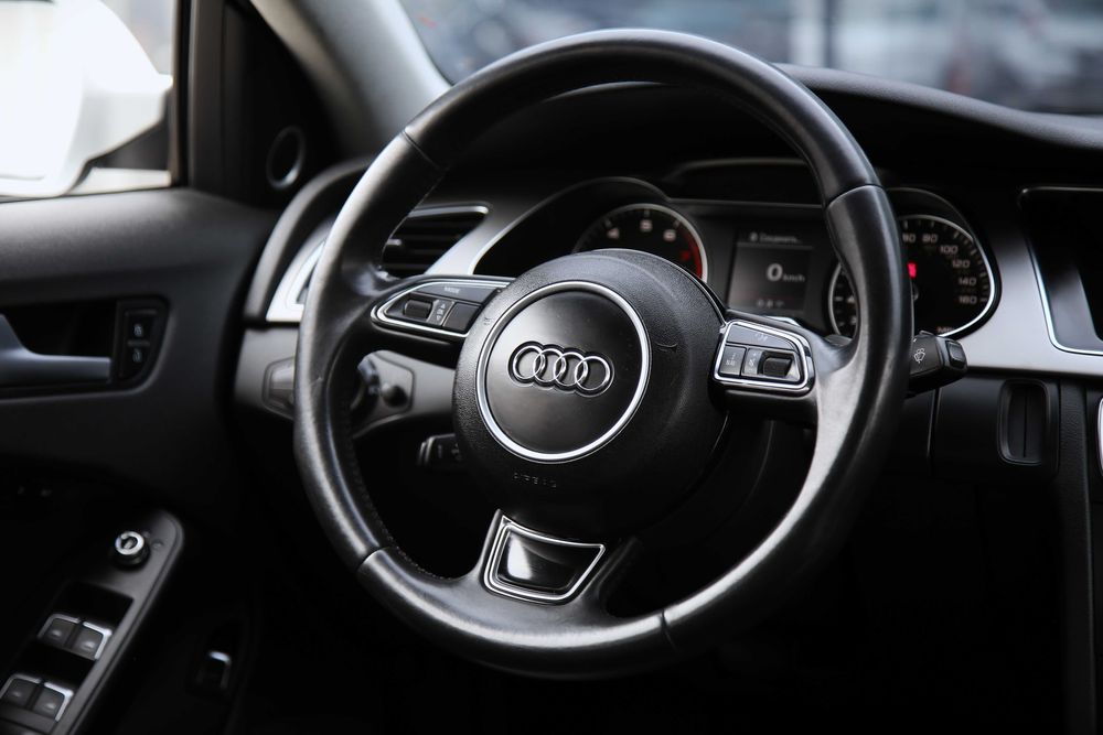 Продам автомобіль Audi A4