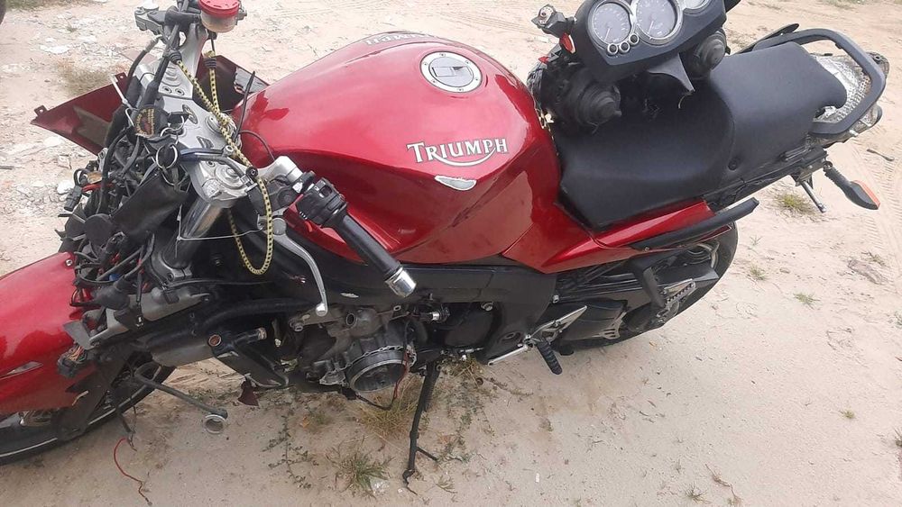 Części Triumph ST 1050 Rok 2008