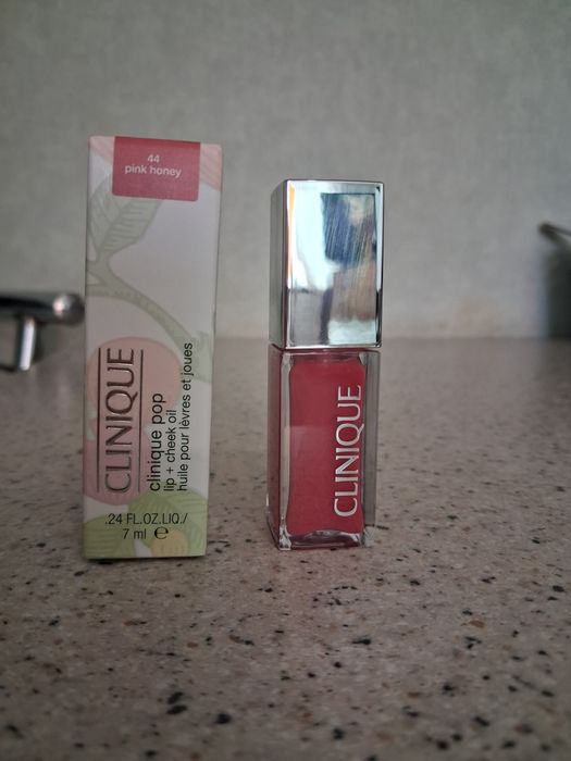 Олія - бальзам Cliniqe 44 Pink Honey, нова