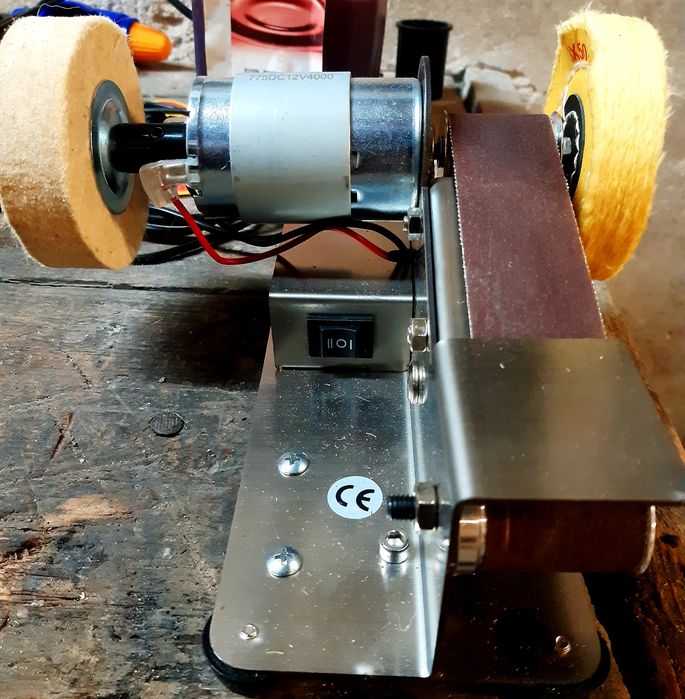 Maszynka do szlifowania, ostrzenia i polerowania, szlifierka