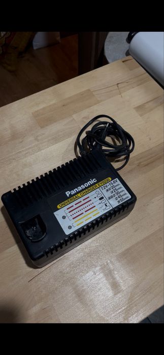 Ładowarka Panasonic