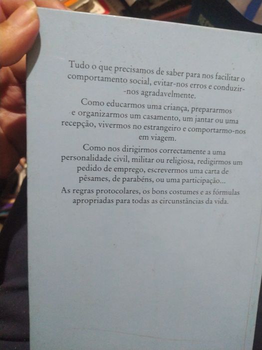 Manual de etiqueta livro de Michele cursio- portes CTT incluídos