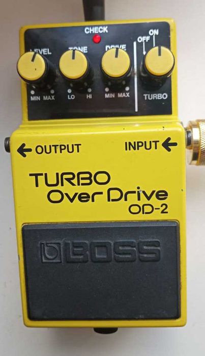 ギター BOSS TURBO Over Drive OD-2 BOSS/OD-2 TURBO OVER DRIVEのレビューと使い方 | エスムジカ