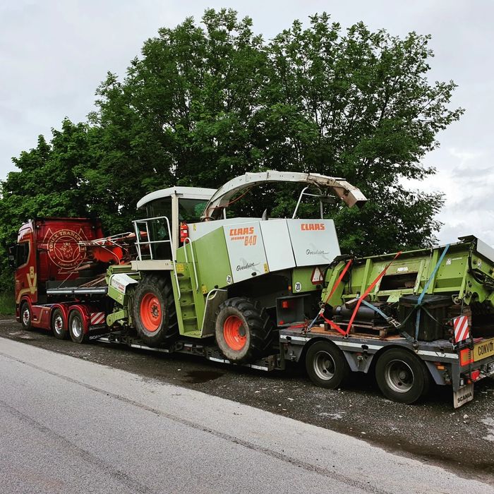 Transport kombajnów,sieczkarni opryskiwaczy maszyn domków gabarytów