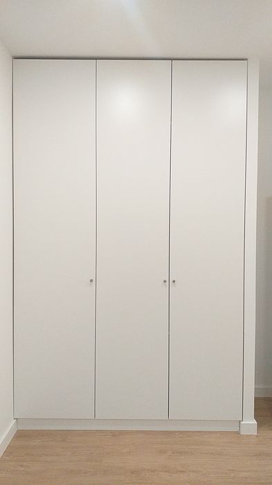 Remodelações gerais: obras e mobiliário