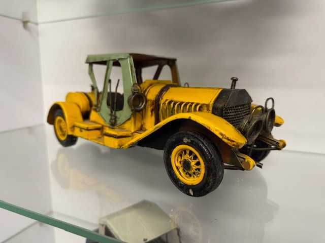 Kolekcjonerski model samochodu ok.30 cm  wysoka jakość,