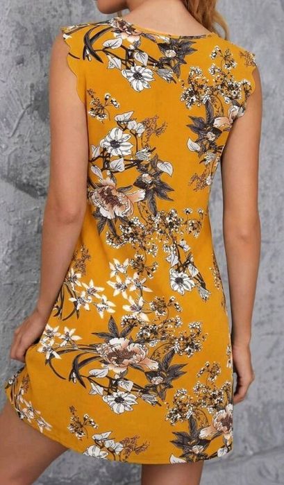 Vestido floral fresco tamanho L portes incluídos para Portugal continental