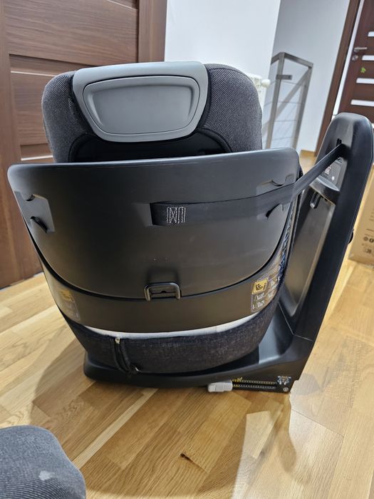 Fotelik samochodowy Maxi Cosi AxissFix Plus