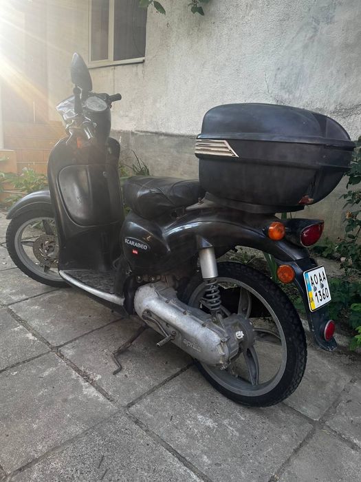 Скутер Aprilia Scarabeo 50