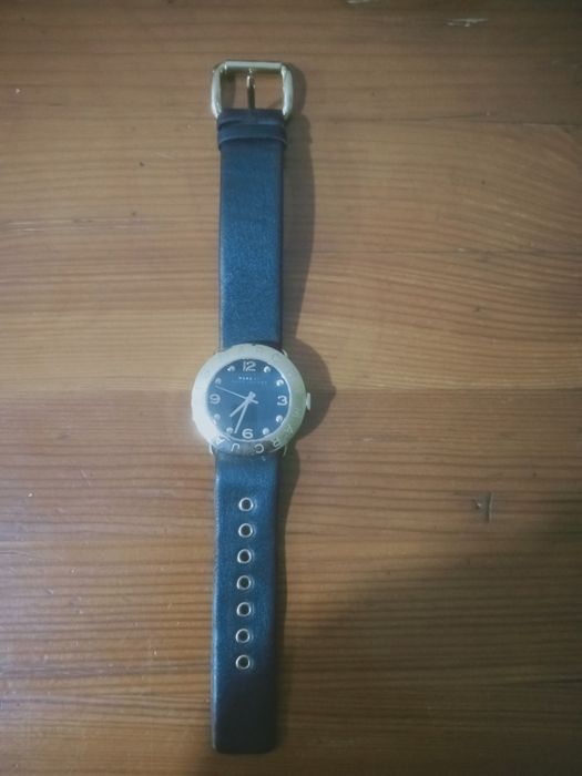 Часи Marc Jacobs