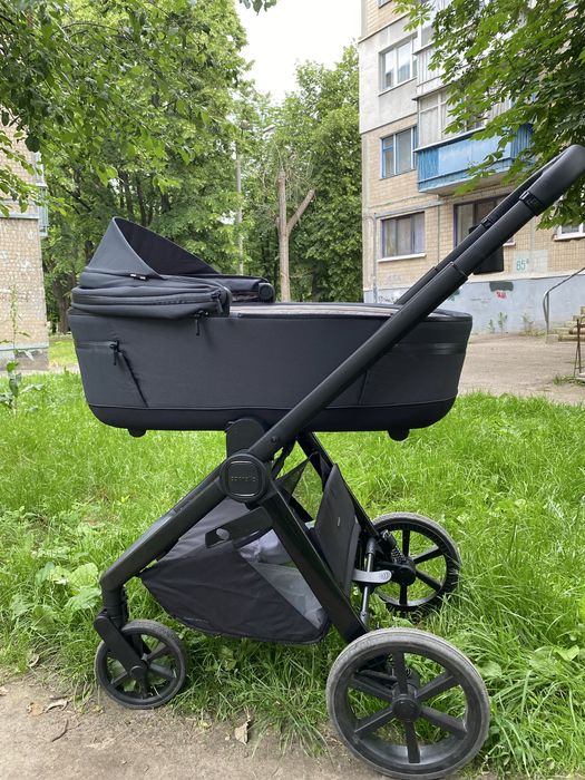 Дитяча коляска 2 в 1 Carrello Omega Plus
