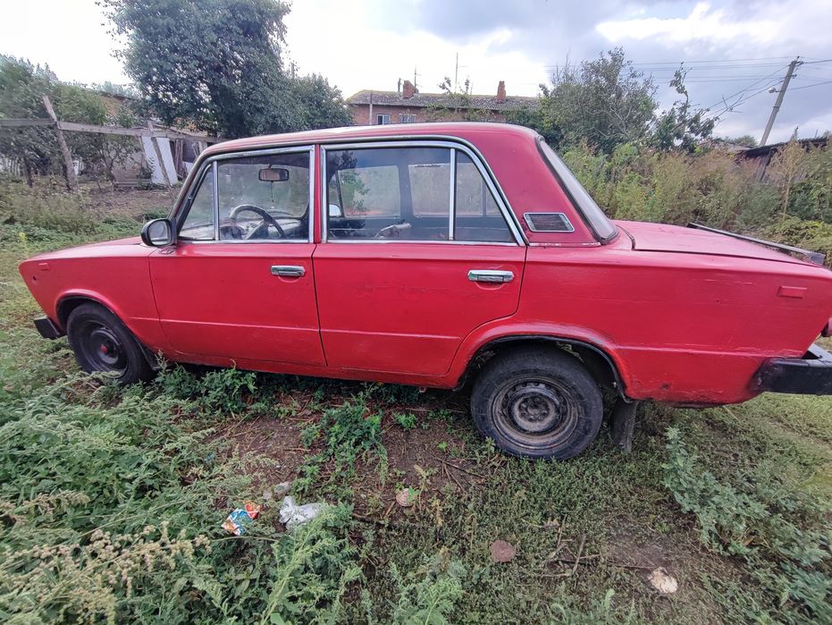 ваз 2103 червоний