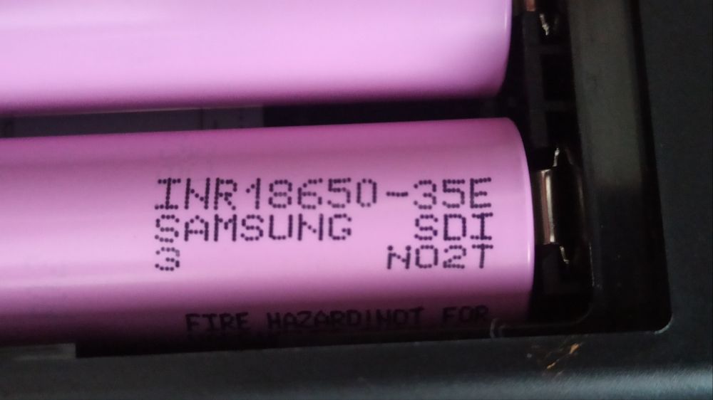 Безперебійник для інтернету + пауербанк.