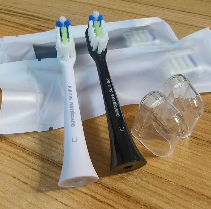 Szczoteczka elektryczna Philips HX9004 biała – nowa kolekcja