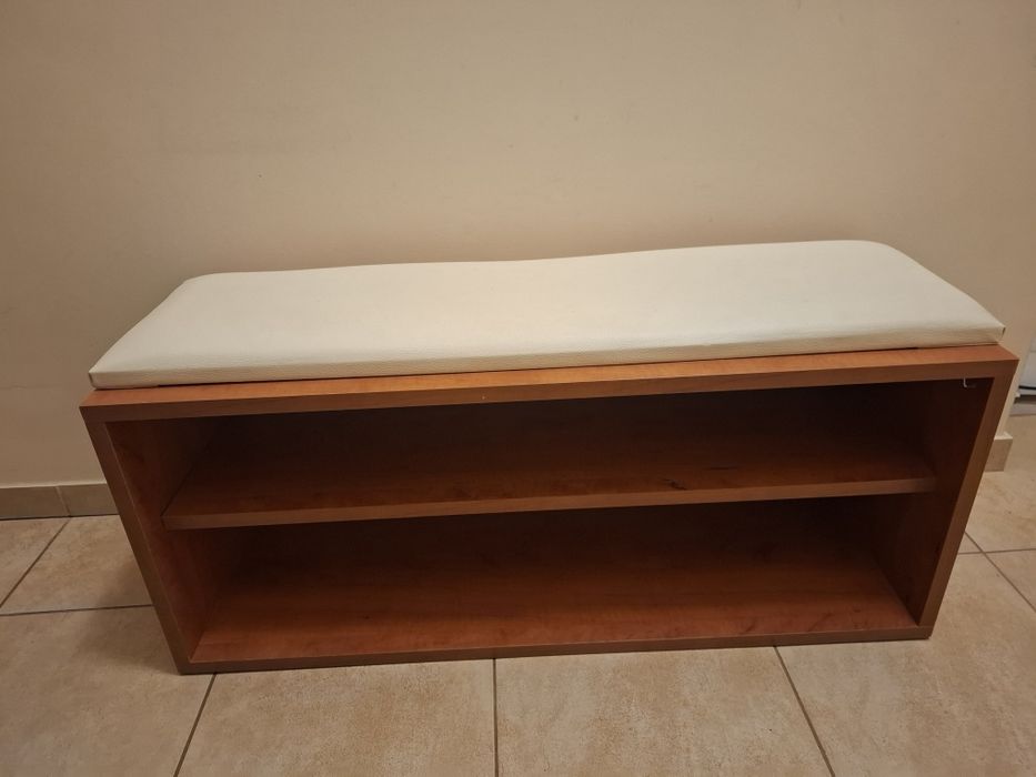 Szafka na buty z siedziskiem