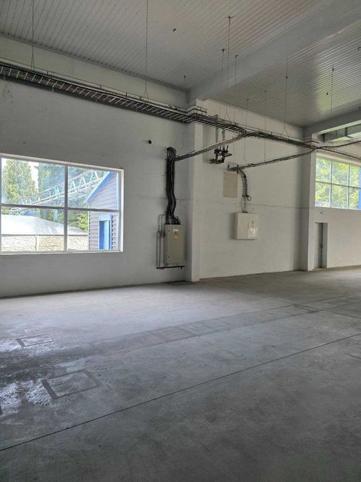 Приміщення для виробництва чи склада