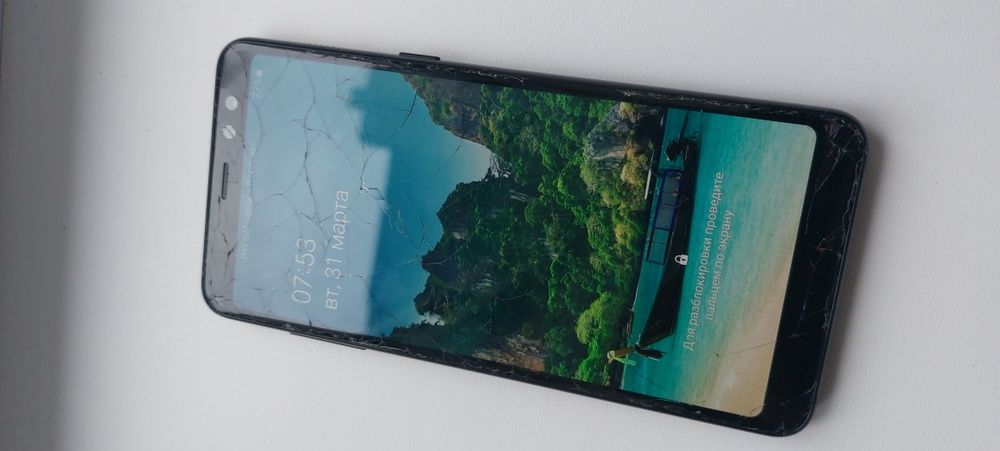 Б/у вживаний  мобильный телефон Самсунг Samsung A8 sm a530f