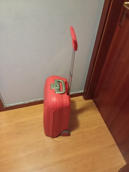 Vendo mala de viagem, mala de cabine