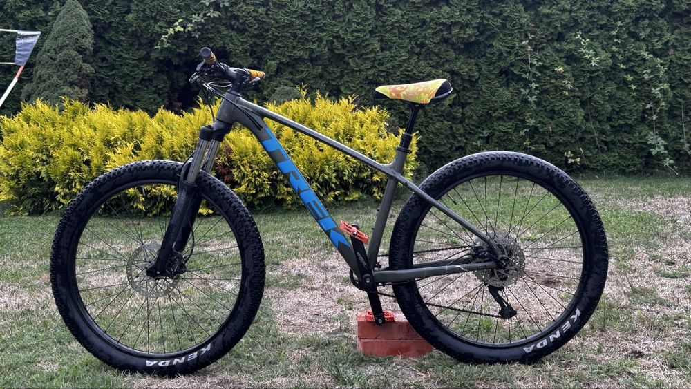 Trek Roscoe 6 Olive Grey