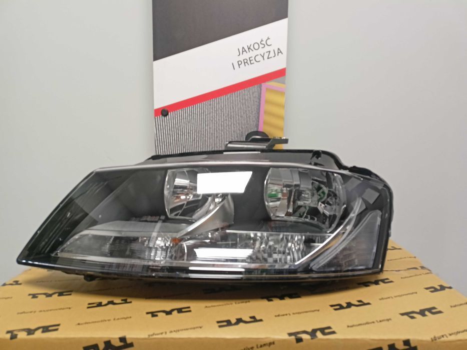 Audi A3 07.08-08.12 Lampa/Reflektor przód lewy /H7+H7