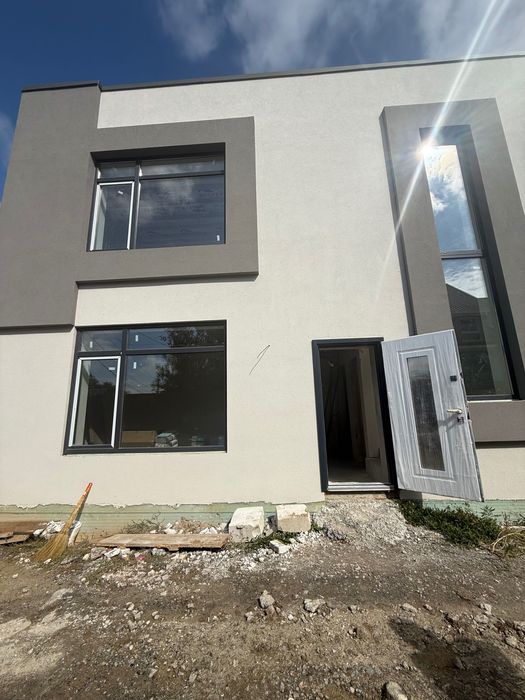 Продам Дуплекс у Зарванцях !