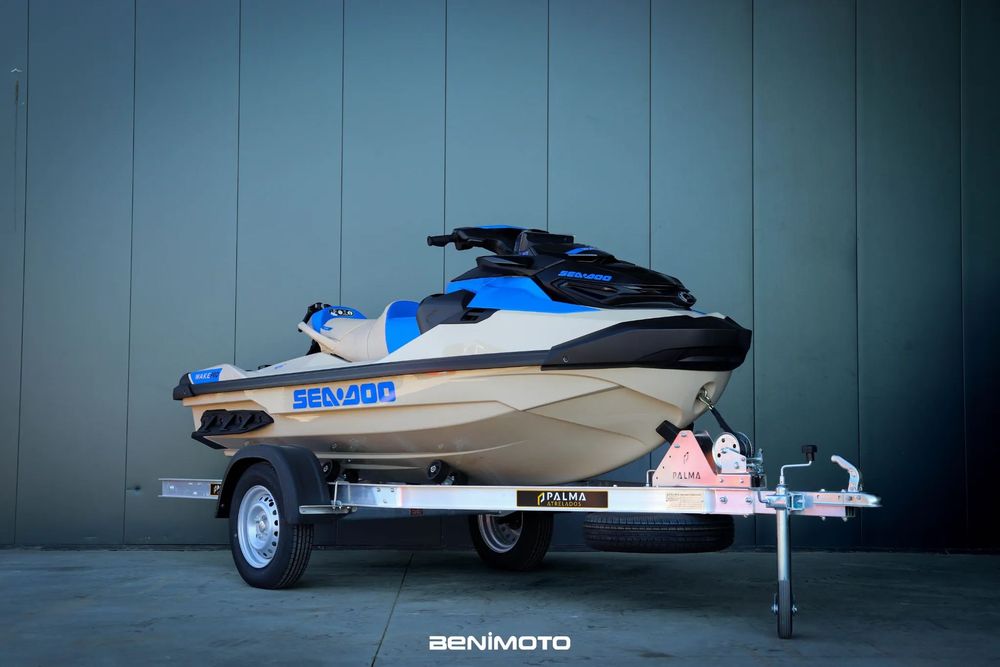 Sea-Doo Wake Pro 230