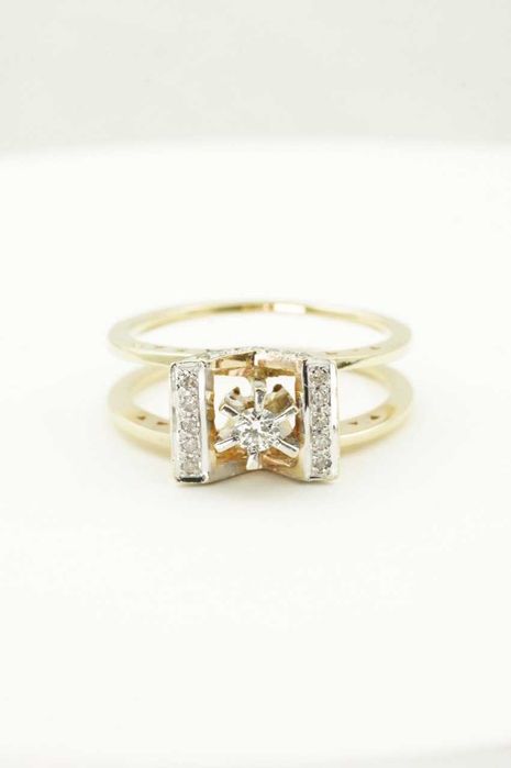 Złoty pierścionek z brylantami 14K 2.98g