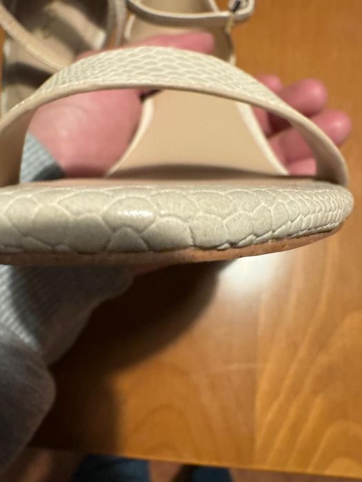 Sandálias Aldo - excelente