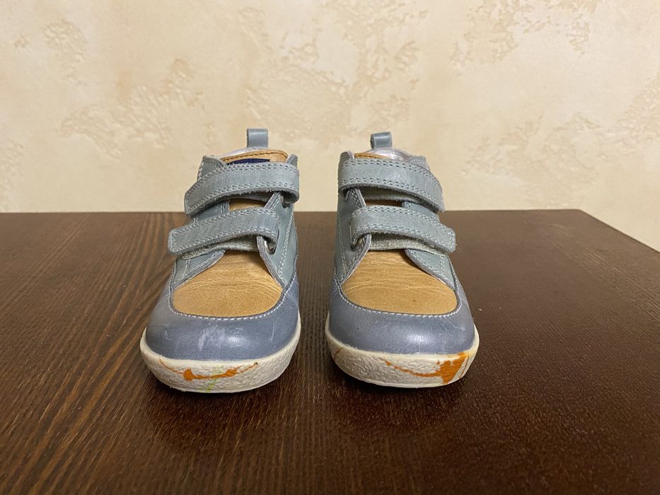 Дитячі черевики 375 грн
