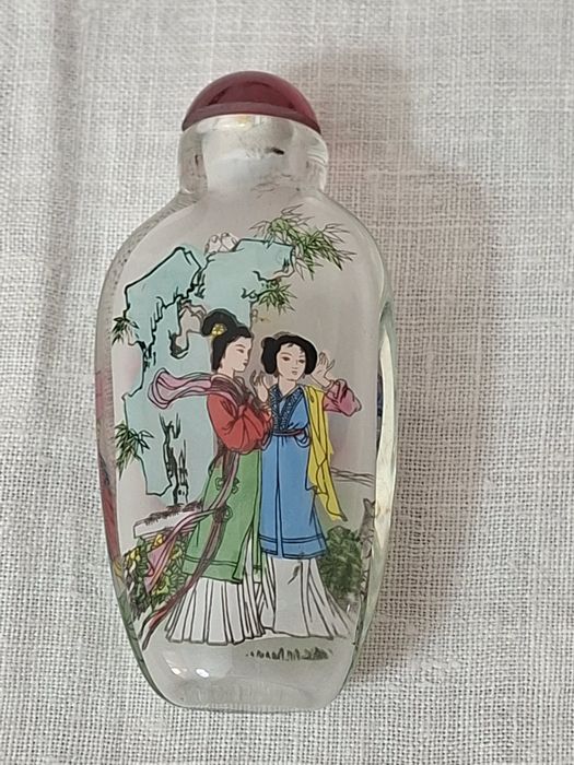 Frascos de rapé ou snuff bottle em vidro