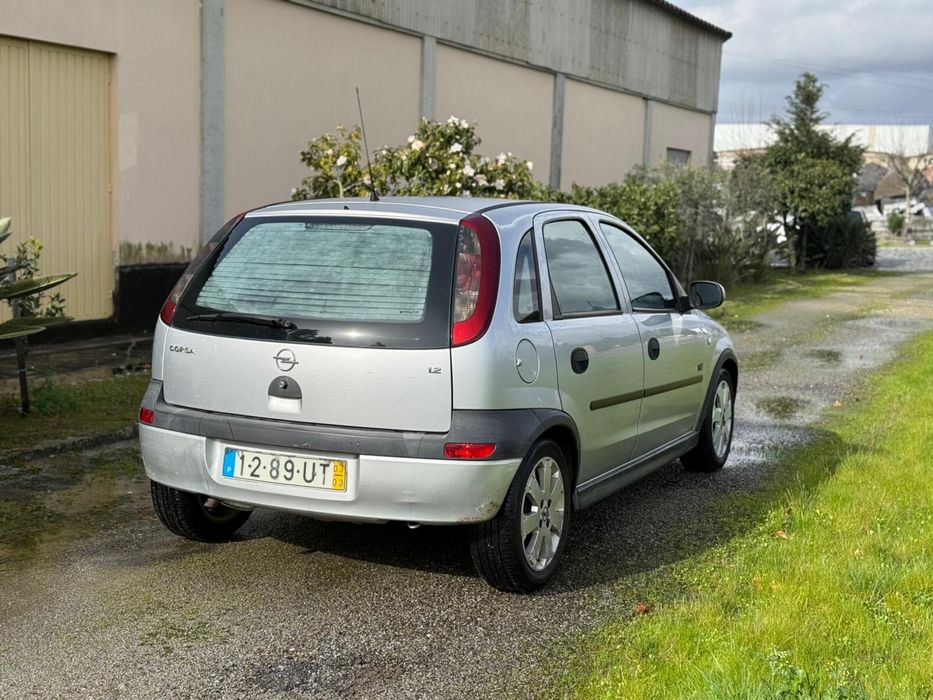 Opel Corsa C 1.2 Ano 2003
