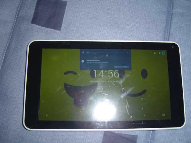 Tablet eStar Beauty HD Quad  Para Peças