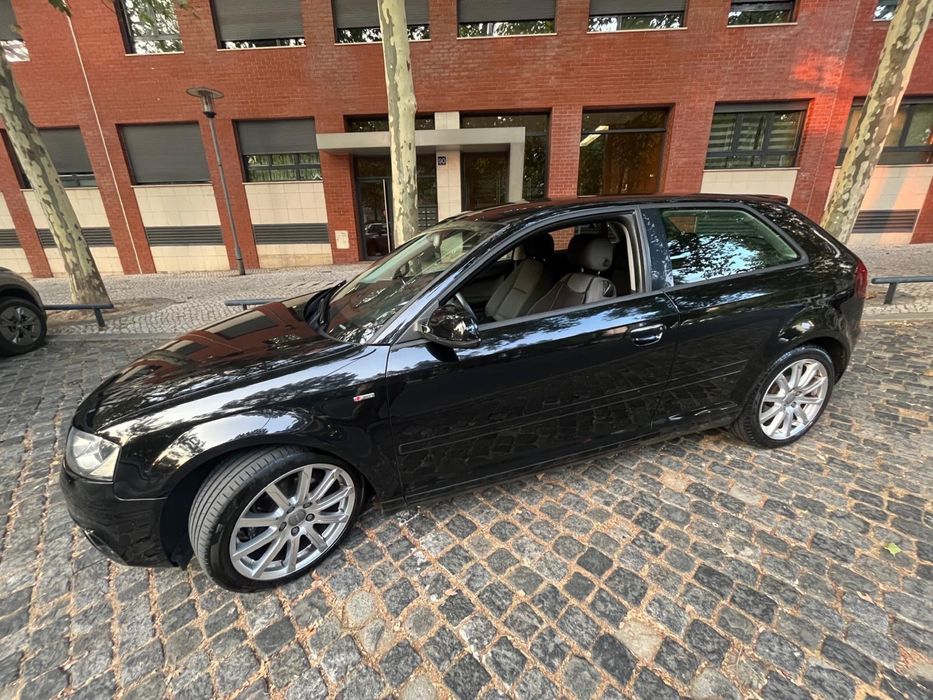 AUDI A3 1.6 (2010)