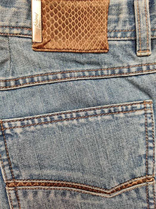 Brioni джинсы прямого кроя с отделкой из кожи питона