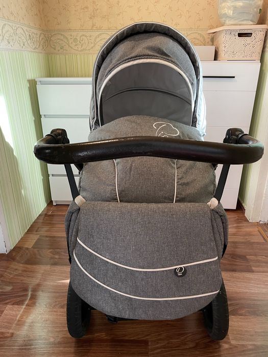 Коляска Zippy 2 в 1 Прогулянкова та люлька