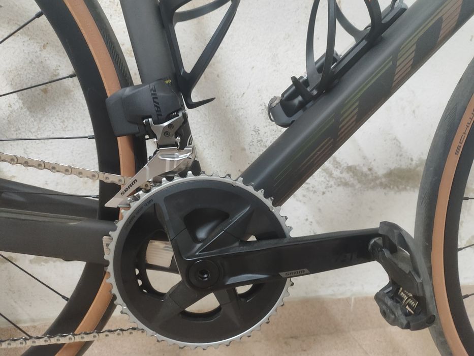 Bicicleta de estrada Scott Addict RC 30