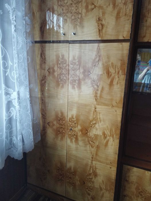 Regał z czasów PRL. szeroki. Meble z Kalwarii Zebrzydowskiej.