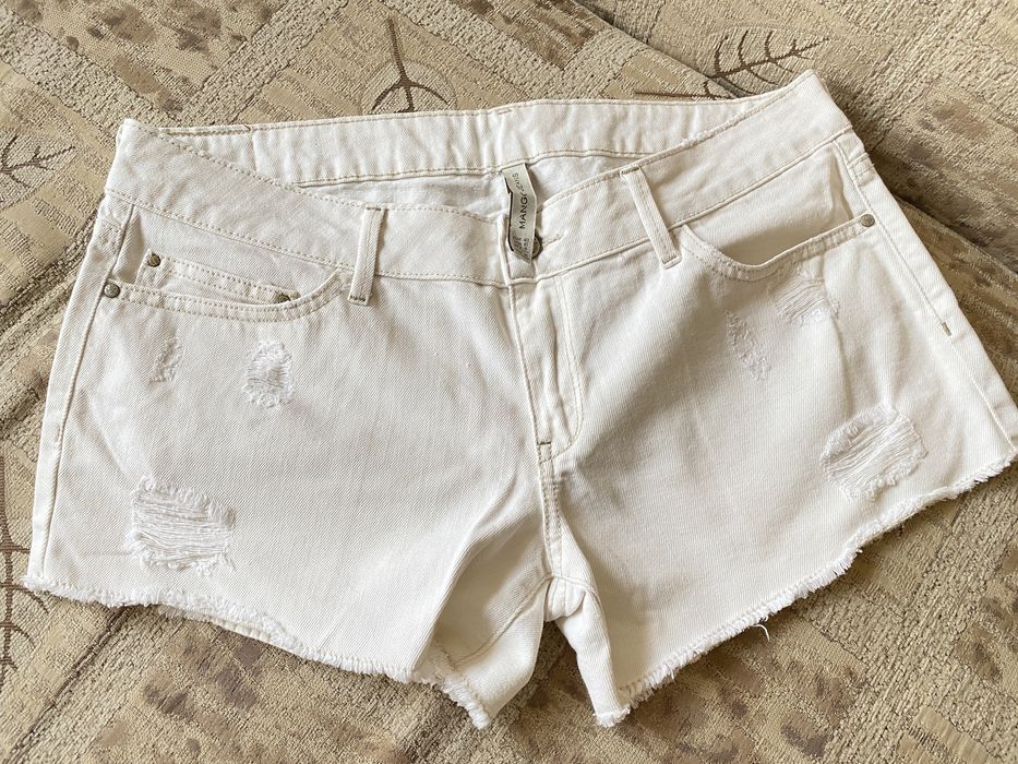 Жіночі шорти Mango