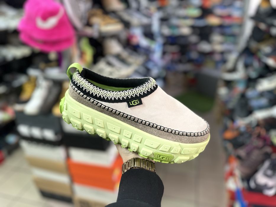 Шльопанці UGG Venture Daze ( РОЗМІР 42, 44 )