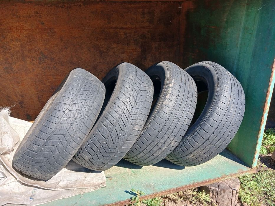 Продам 4 ската до мікроавтобуса Continental і Dunlop