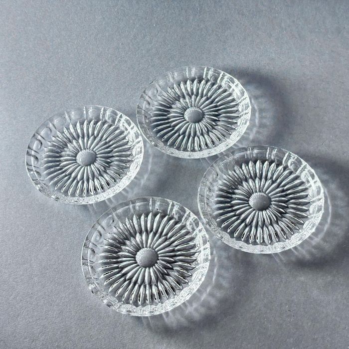 piękne kryształowe spodki podstawki talerzyki 4 sztuki