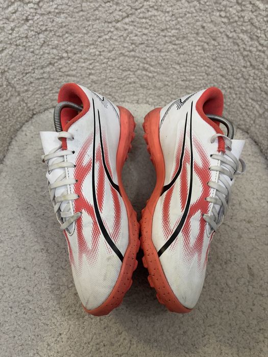 Сороконіжки сороконожки футзалки кросівки Puma Ultra 41р