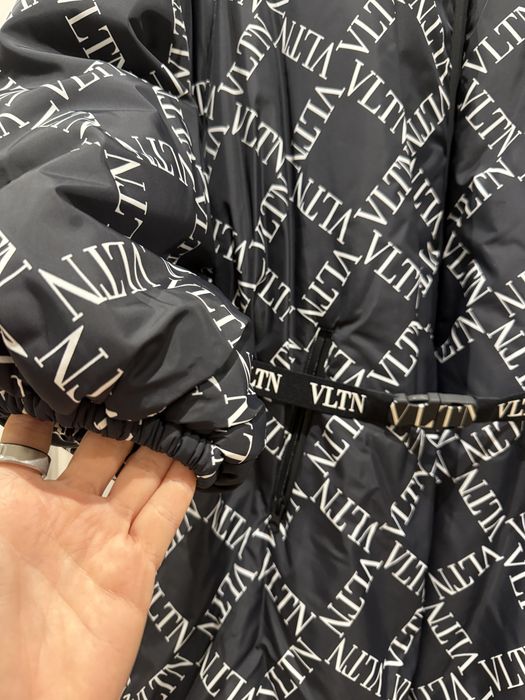 Пальто куртка Valentino оригінал